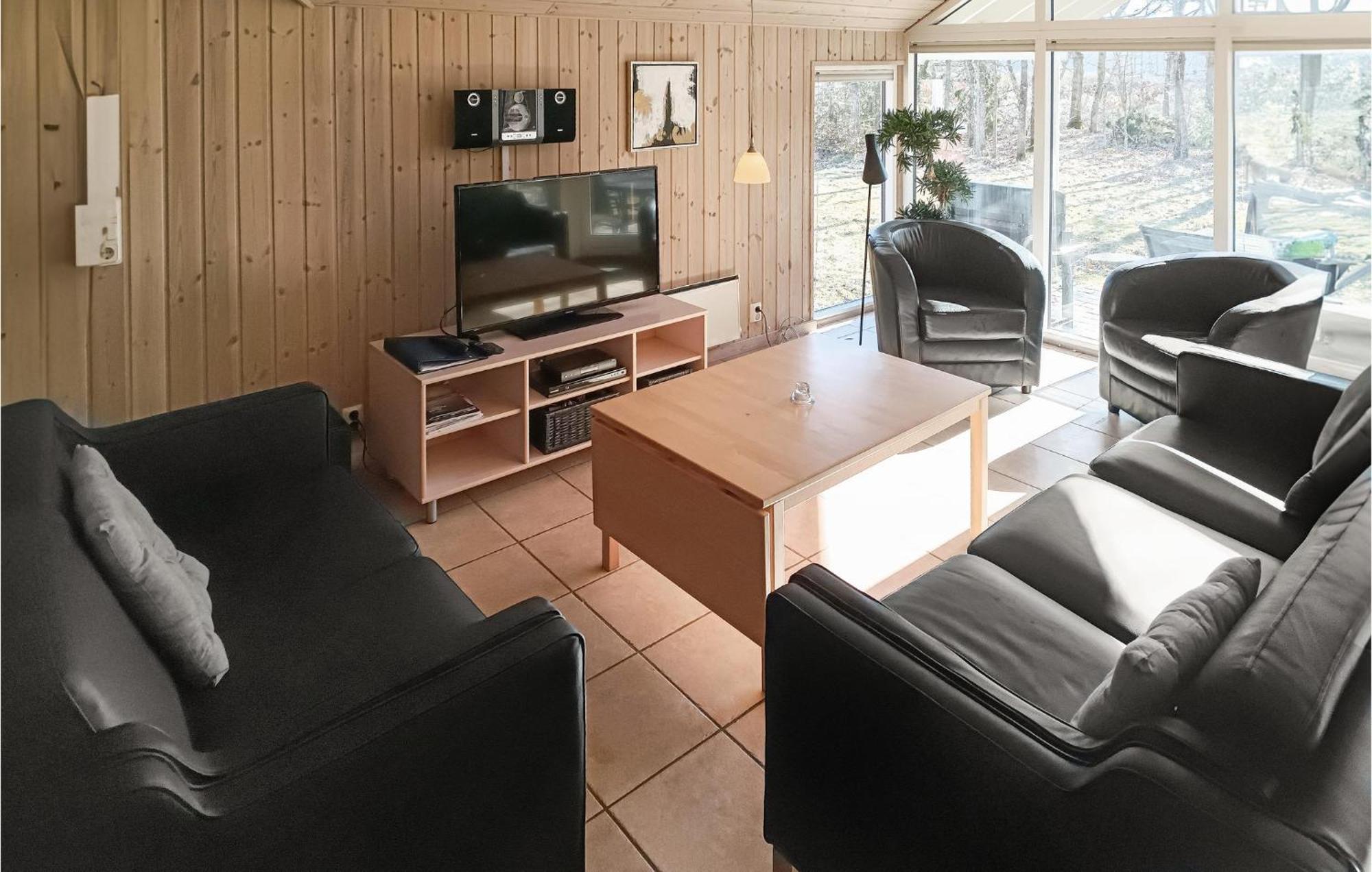 Beautiful Home In Koepingsvik With Kitchen Buitenkant foto