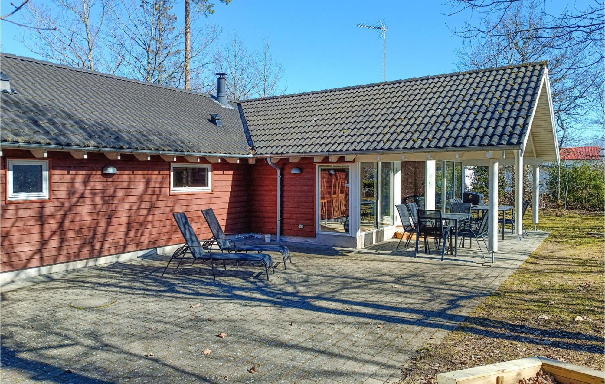 Beautiful Home In Koepingsvik With Kitchen Buitenkant foto